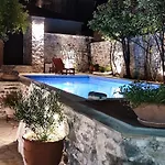 酒店 αρχοντικό ταξίμι 4*